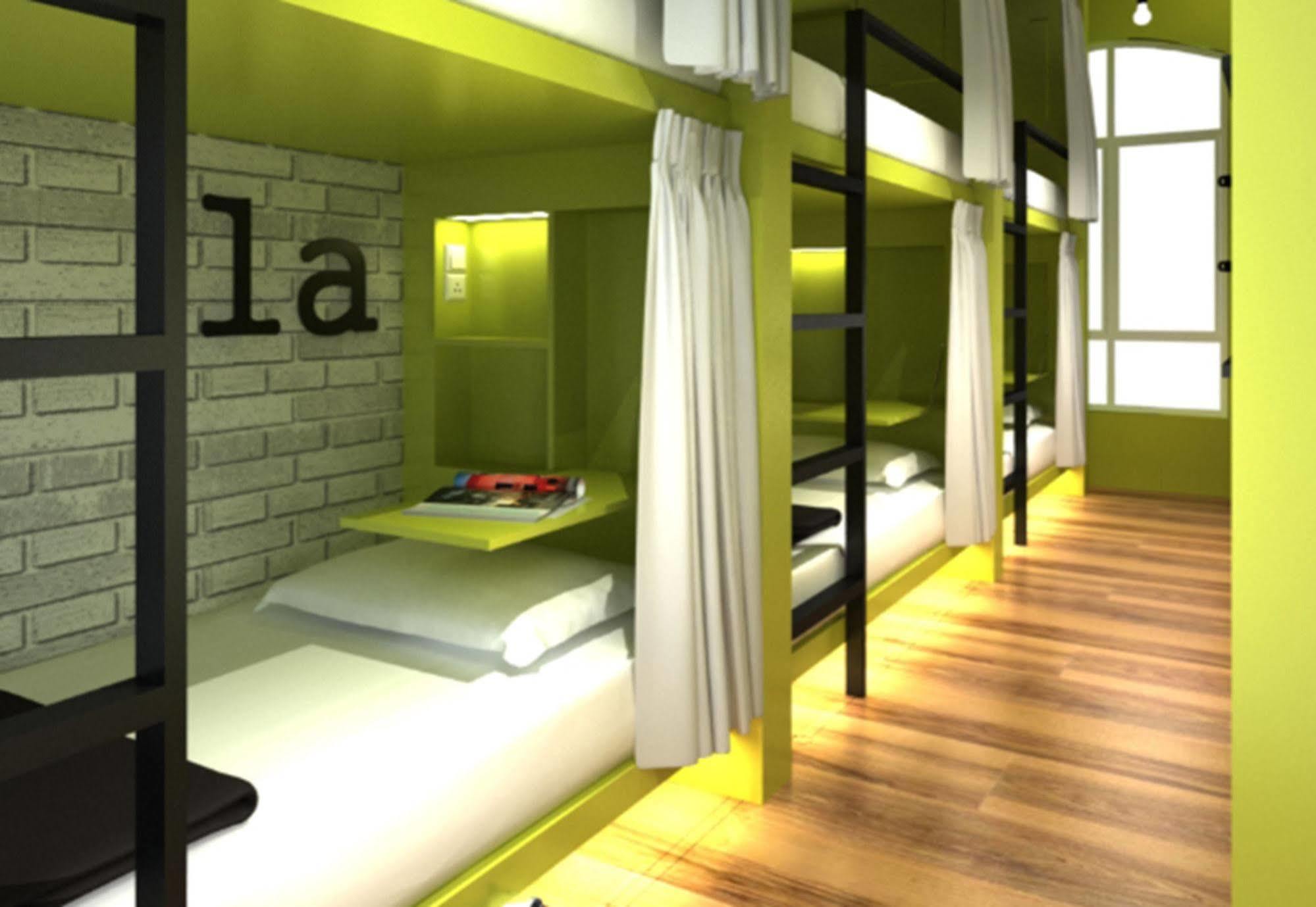 Oyo 127 The Reeds Hotel クアラルンプール エクステリア 写真