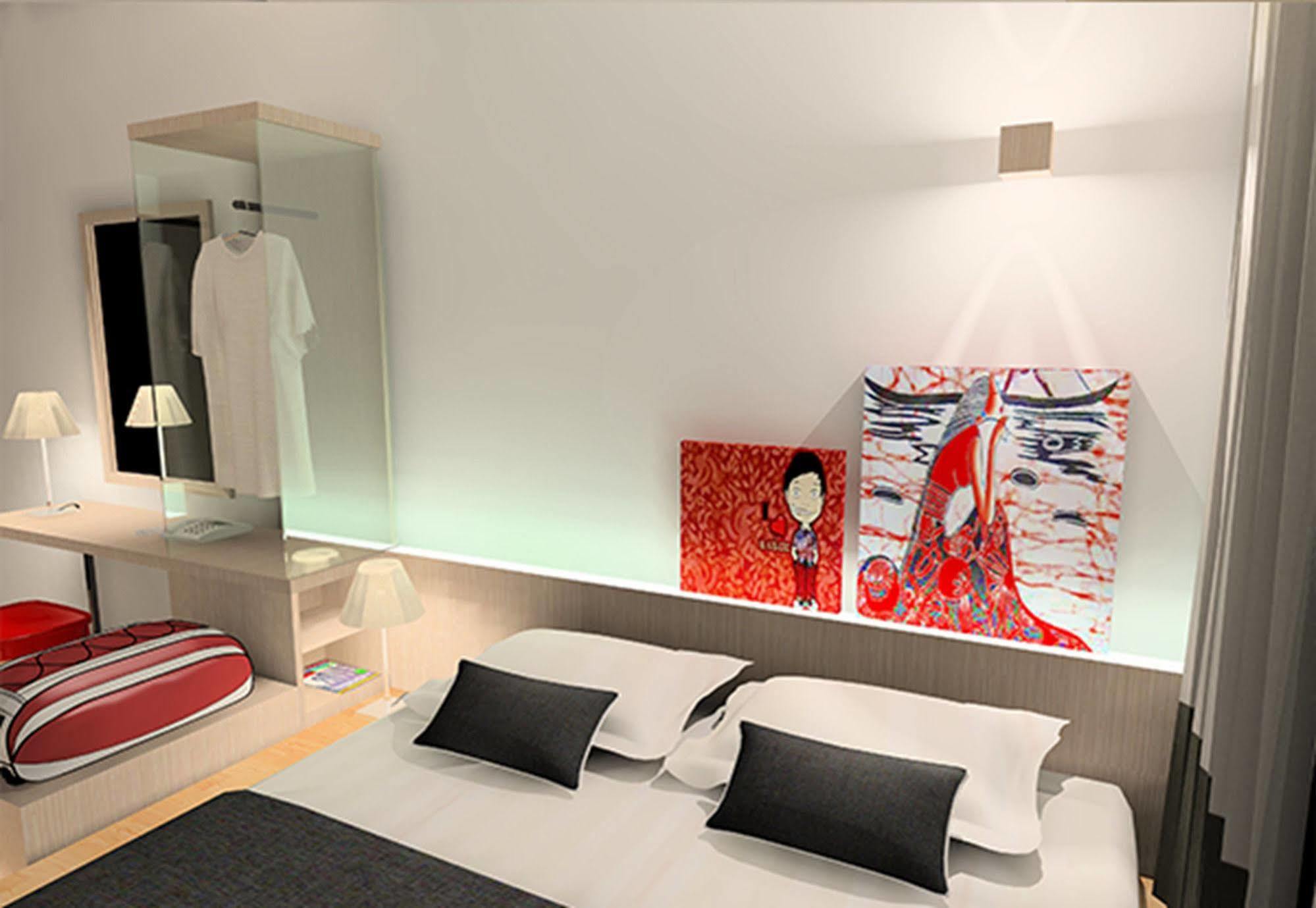 Oyo 127 The Reeds Hotel クアラルンプール エクステリア 写真