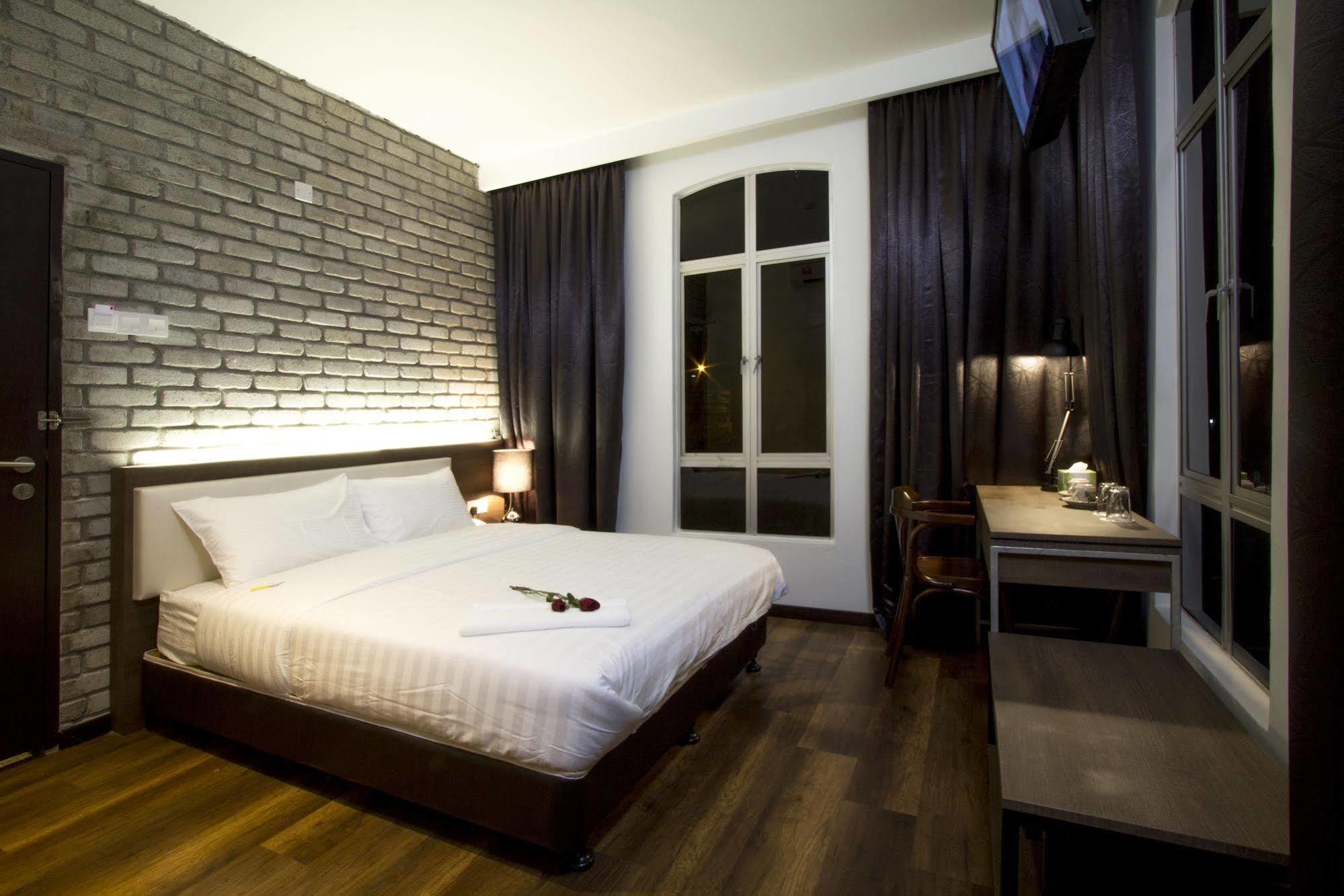 Oyo 127 The Reeds Hotel クアラルンプール エクステリア 写真