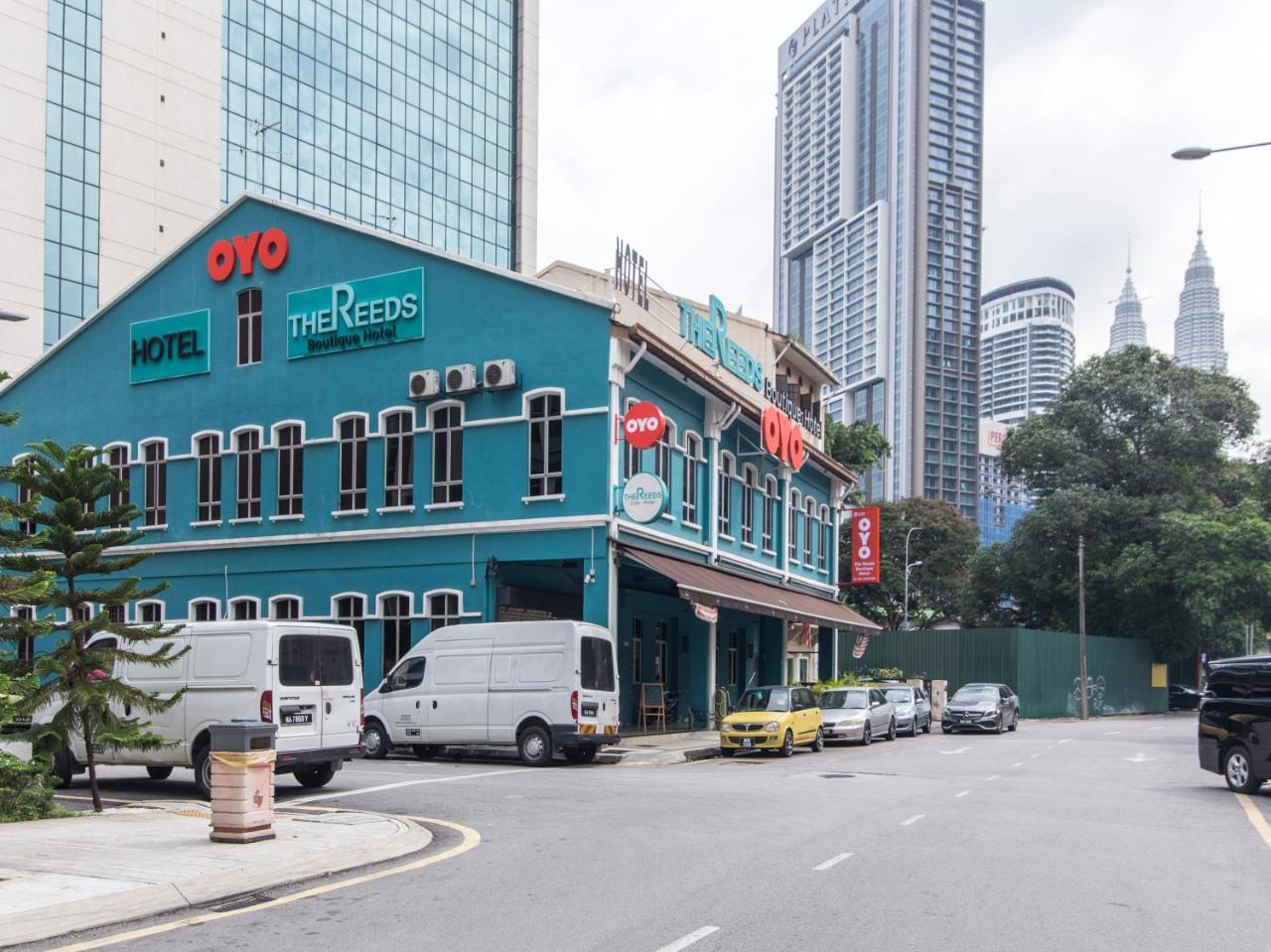 Oyo 127 The Reeds Hotel クアラルンプール エクステリア 写真