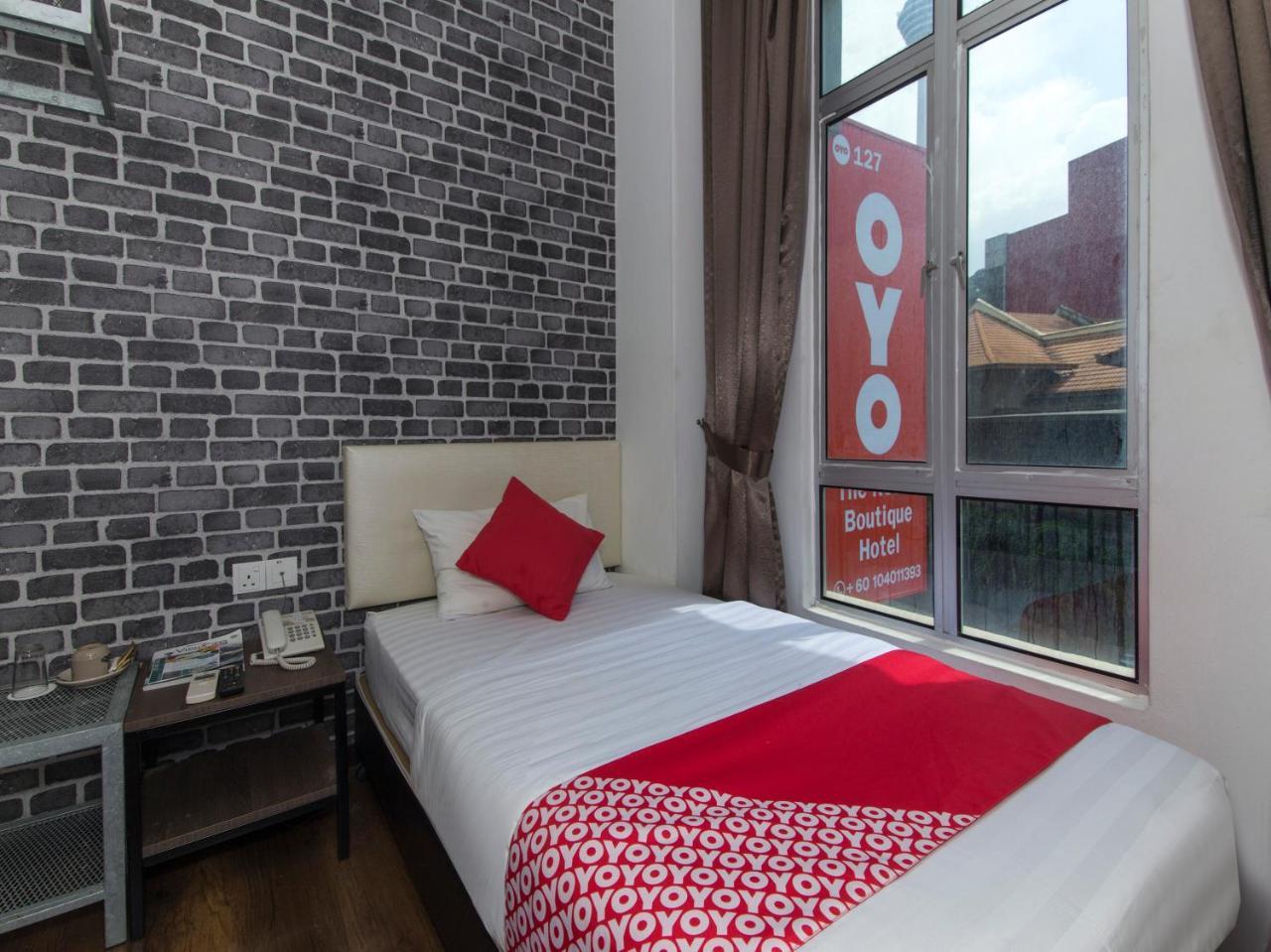 Oyo 127 The Reeds Hotel クアラルンプール エクステリア 写真